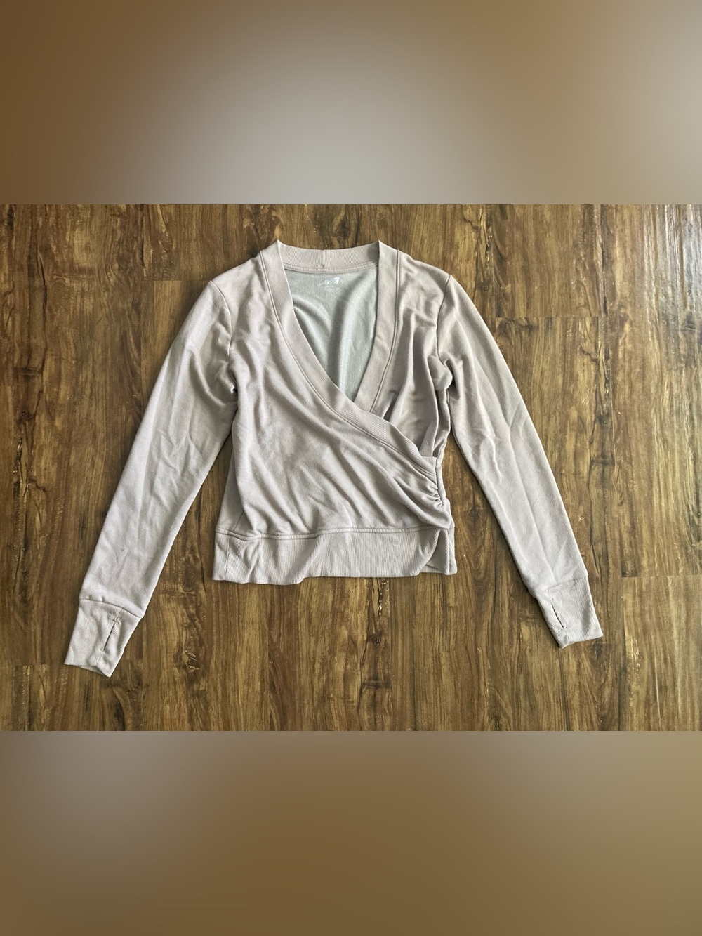 Avía Women's Light Taupe Faux Wrap-Front Long Sleeve Top Size XS
